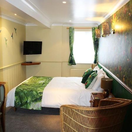 Blacksmiths Boutique B&B Робин Худ'с Бей Екстериор снимка